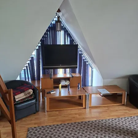 Πανσιόν Casa Cu Stuf *